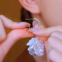 Precious Seashell Rhinestone Earrings
