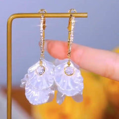 Precious Seashell Rhinestone Earrings