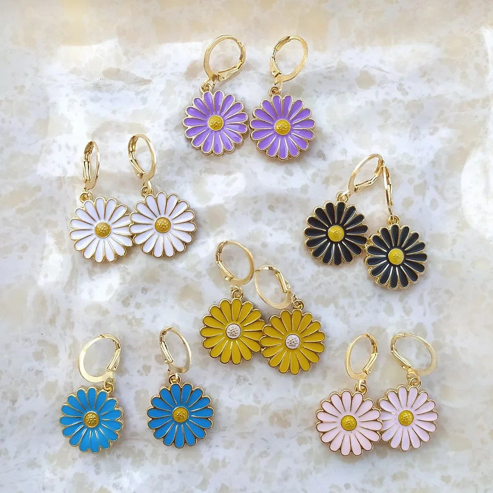 Lucky Black Flowers Earrings