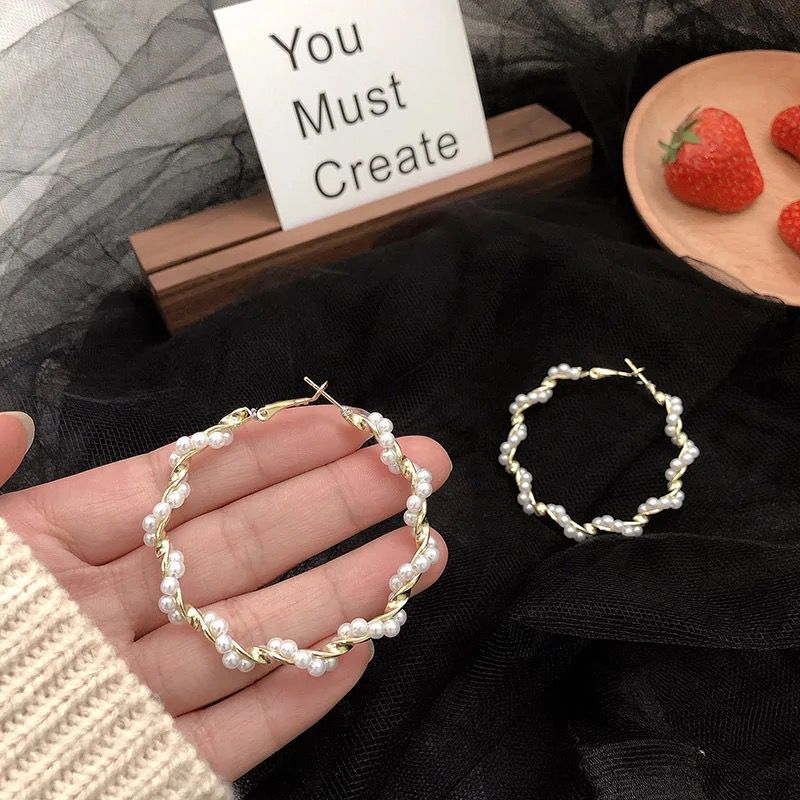 Premium Round Earrings