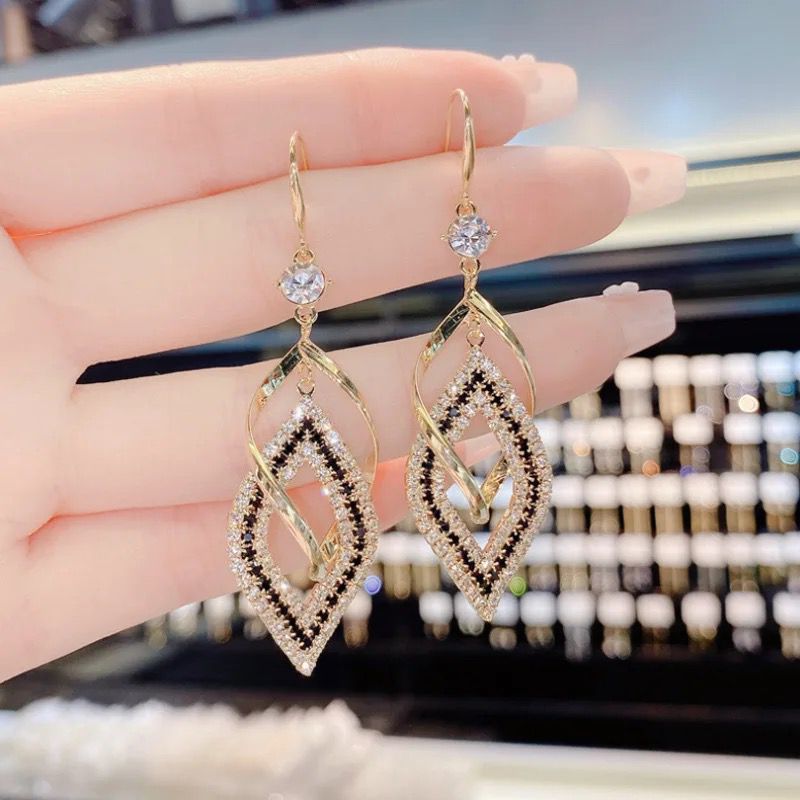 Unique Geometrical Rhombus Earrings