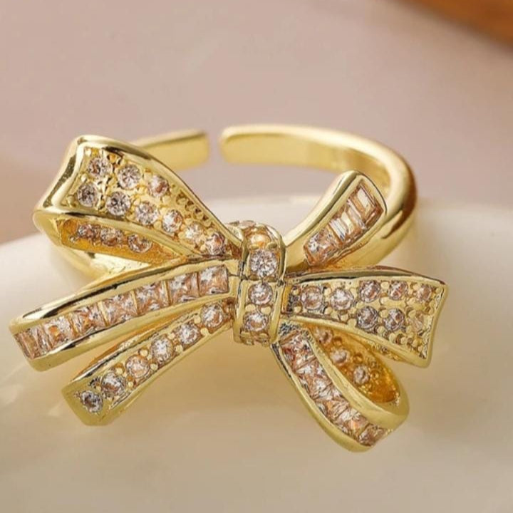 Rhinestone bow Knuckle Ring