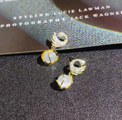 Premium Golden Hanging